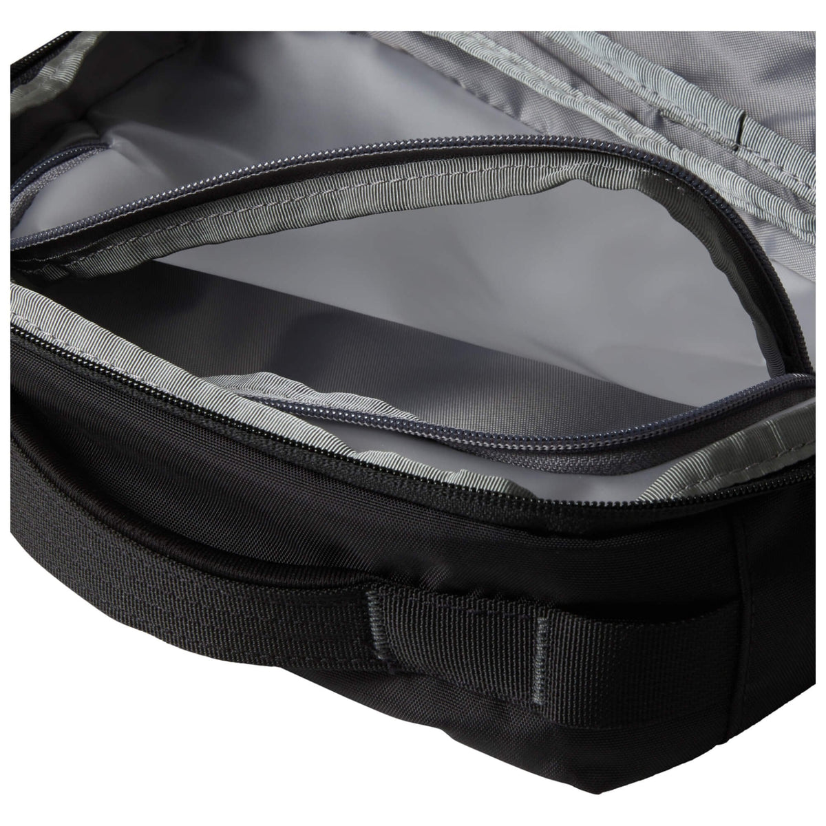 Base Camp Voyager Toiletry Kit