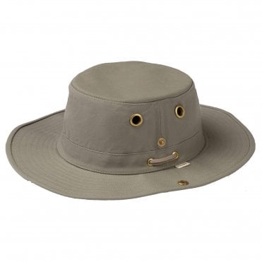 The Classic T3 Hat